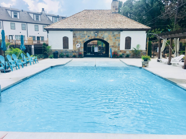 Large gunite pool constructed in Mountain Brook Alabama