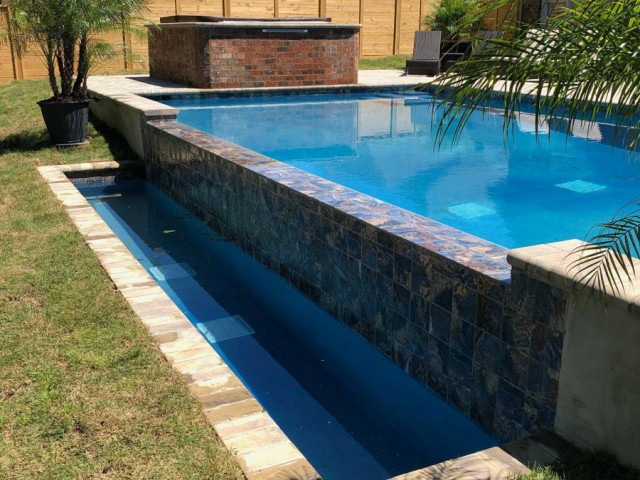 Gunite Swimming Pool With Inground Kitchen