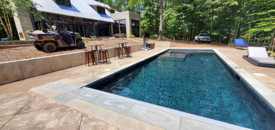 Gunite Pools by Mancha Hardscapes – photo 9