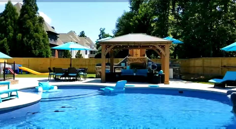 Gunite Pools by Mancha Hardscapes – photo 10